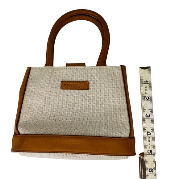 Reaction Kenneth Cole Mini Purse Beige Canvas Leather Trim - Picture 3 of 13
